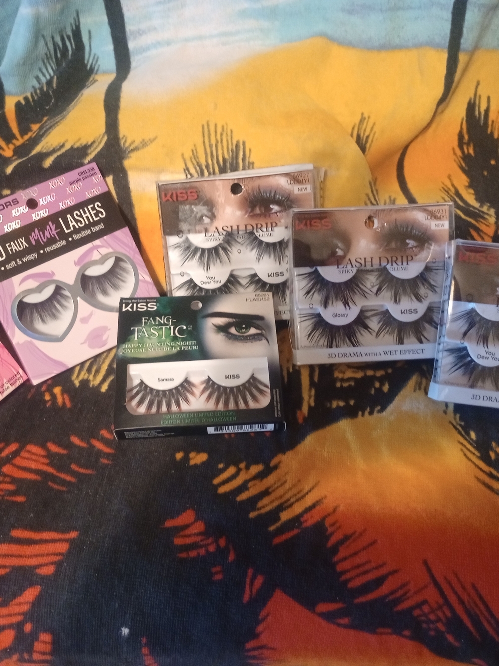 Kiss False Eyelash Bundle in Black